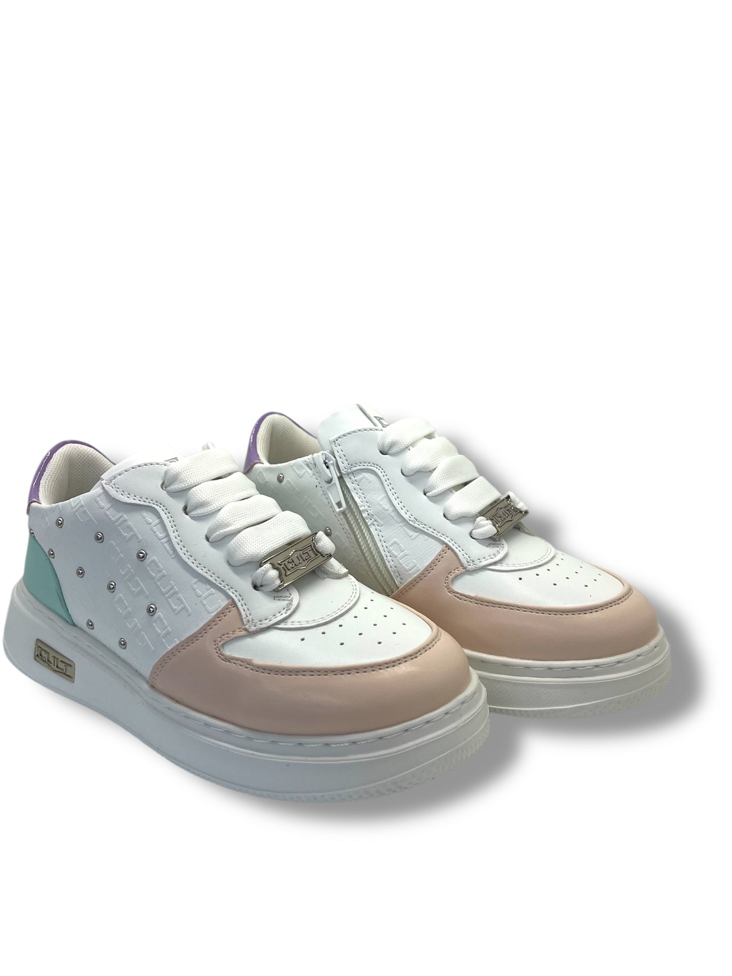 SNEAKERS CULT