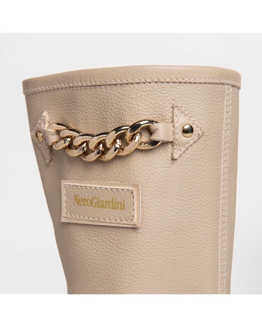 STIVALE NEROGIARDINI