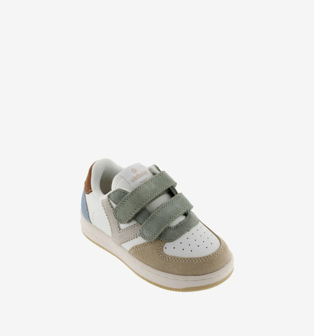 SNEAKER VICTORIA
