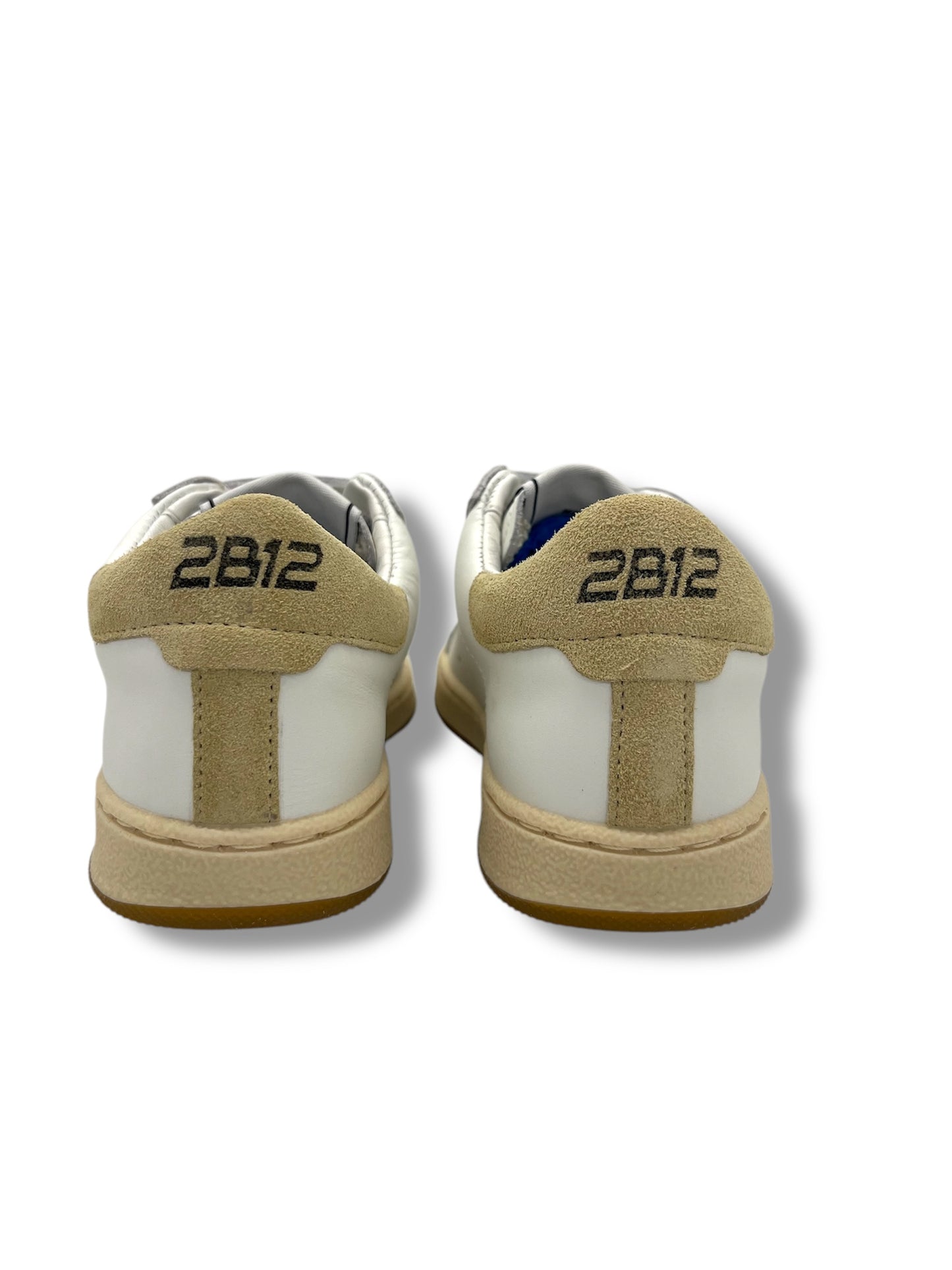 SNEAKERS 2B12