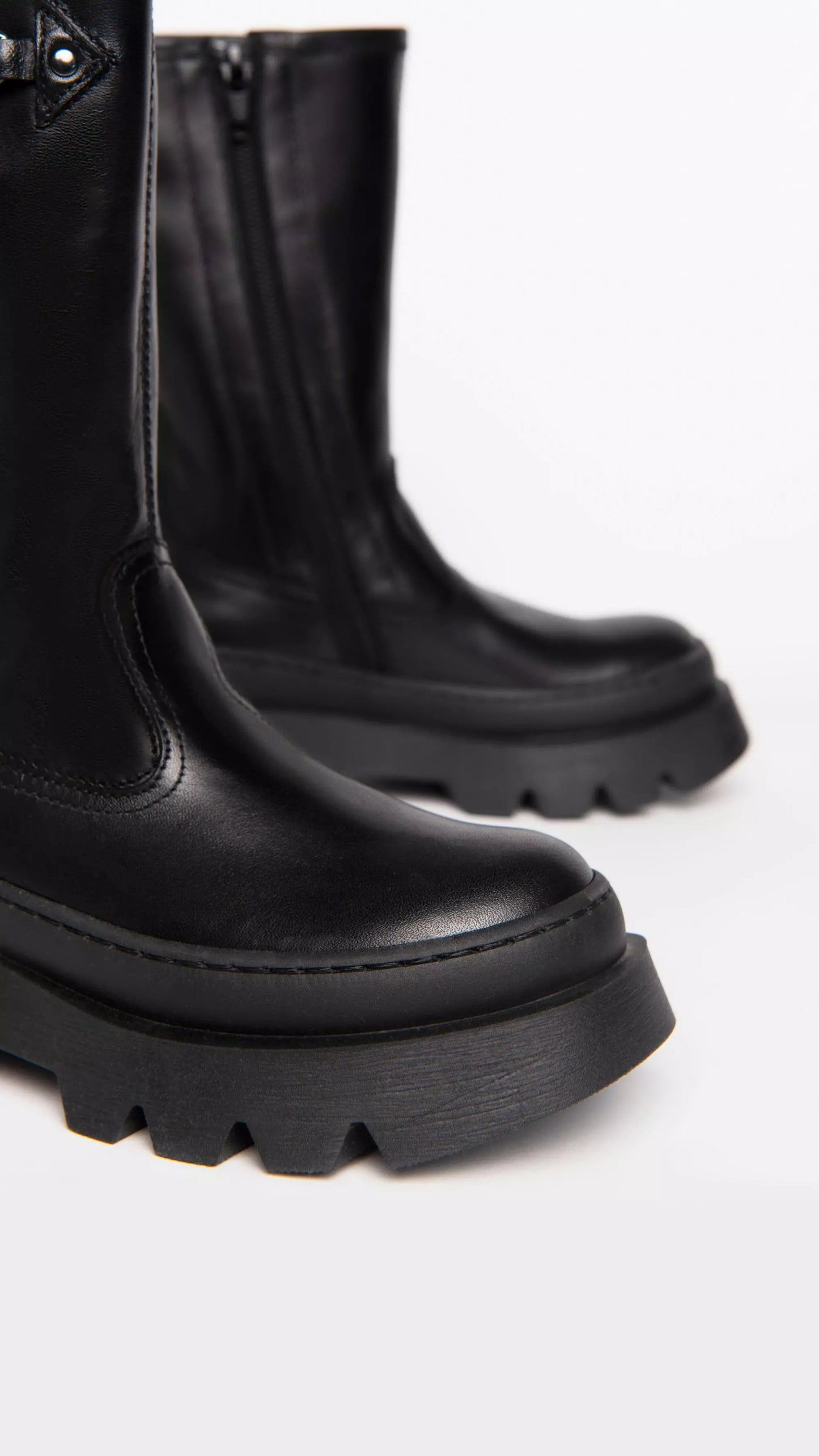 STIVALE NEROGIARDINI