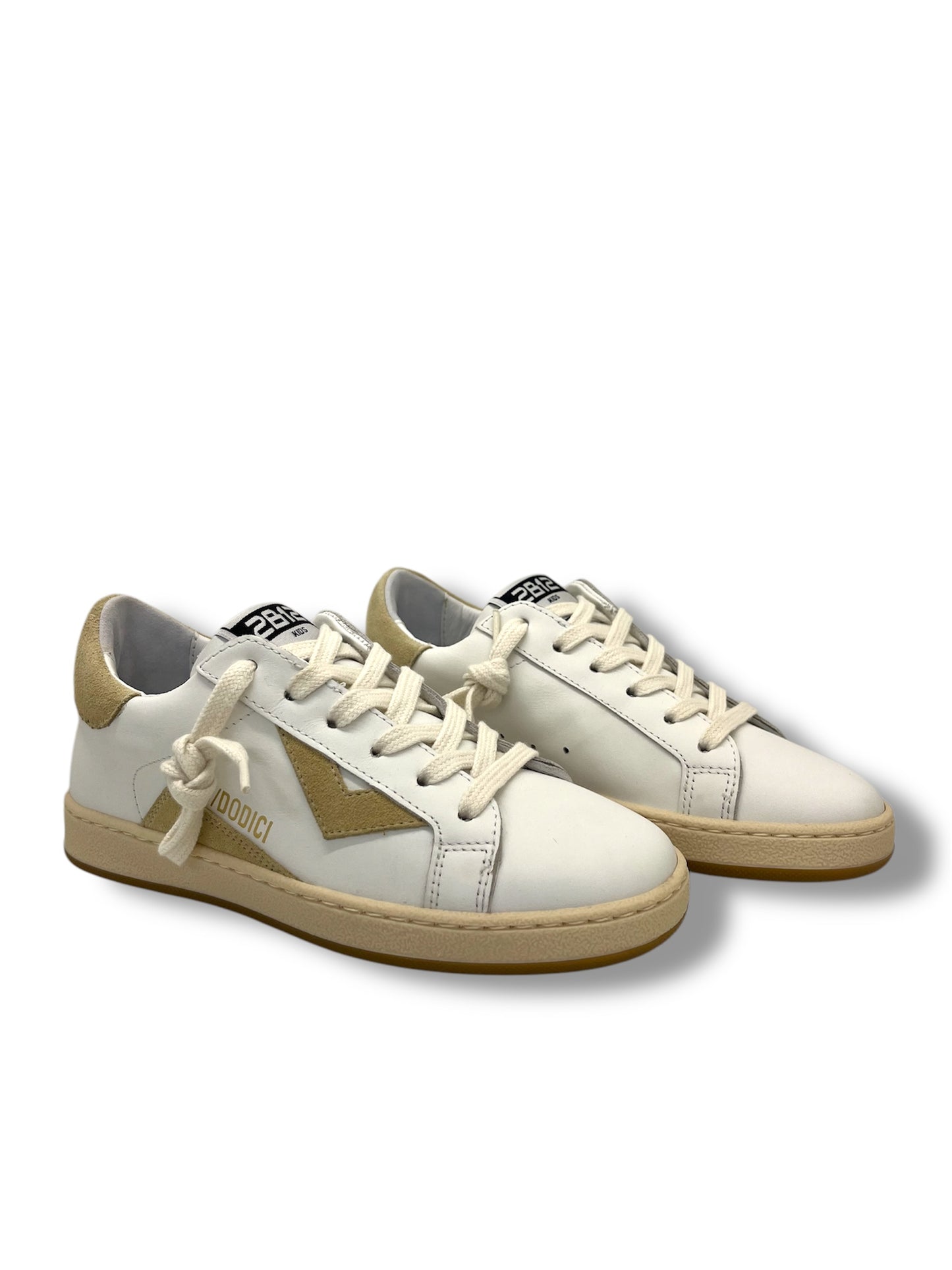 SNEAKERS 2B12