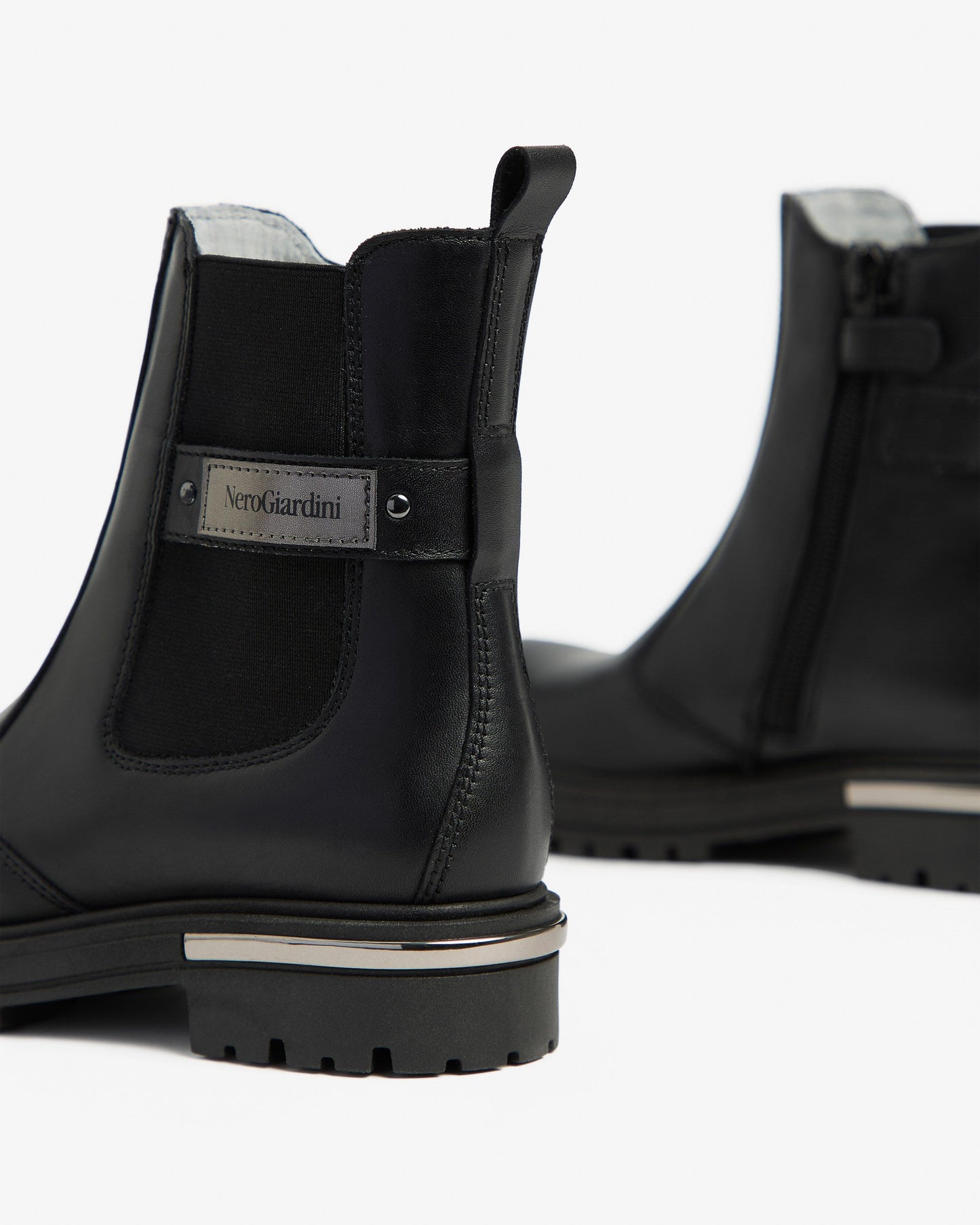 STIVALE NEROGIARDINI