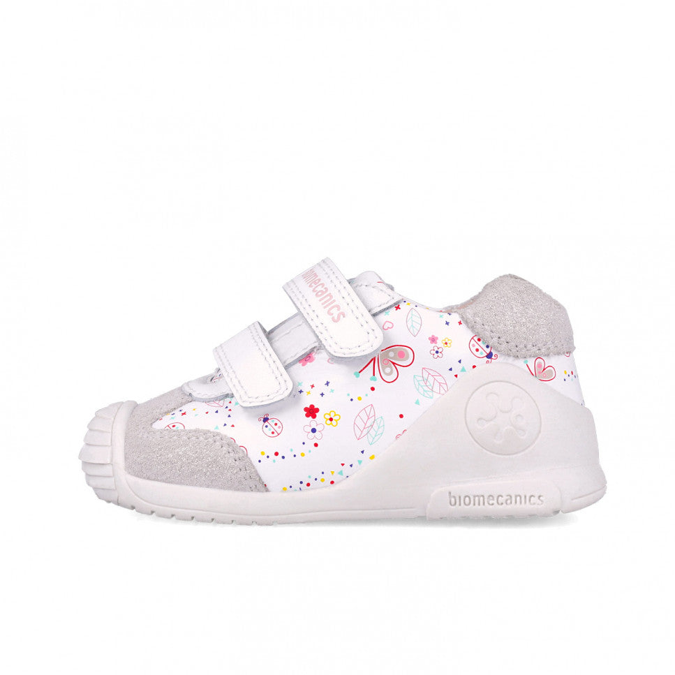 SNEAKER BIOMECANICS